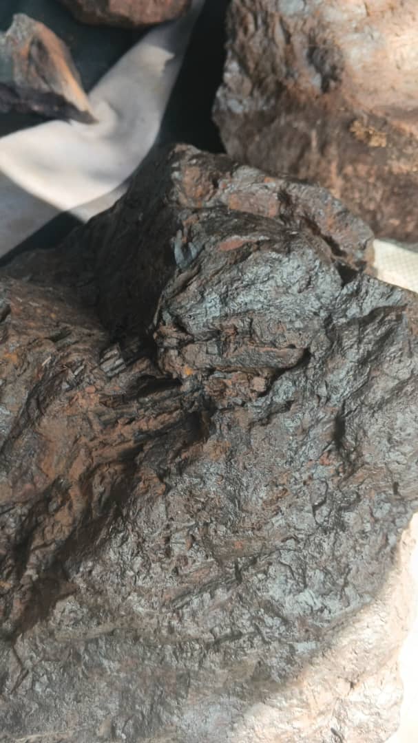 HAEMATITE/MAGNETITE ROCK